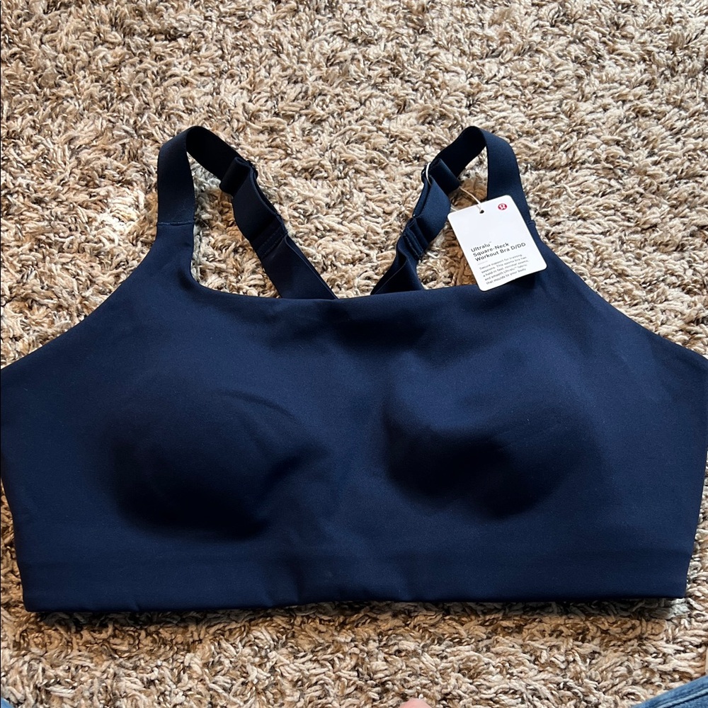Lululemon Ultralu Square-Neck Workout Bra *medium support, D/DD - Picture 2 of 5